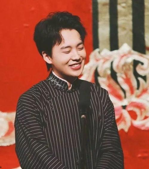 娱乐吃瓜郭麒麟,娱乐界的吃瓜达人，揭秘娱乐圈幕后故事